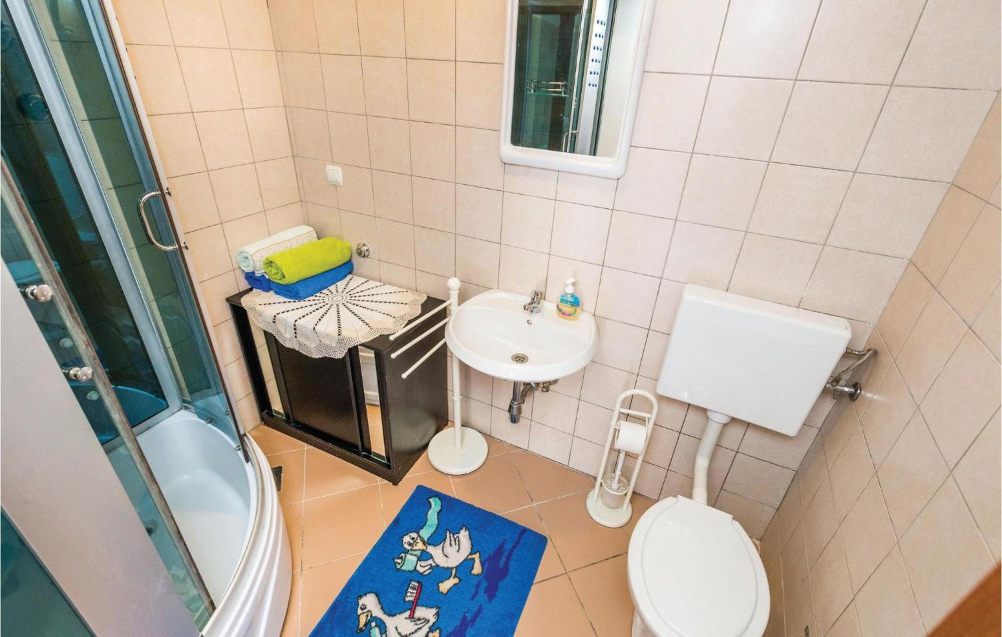 Nice Apartment In Matulji With Kitchen Luaran gambar